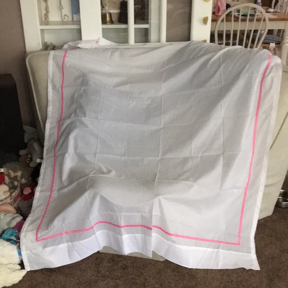 Pottery barn teen pop dot sheer curtain - Picture 4 of 5